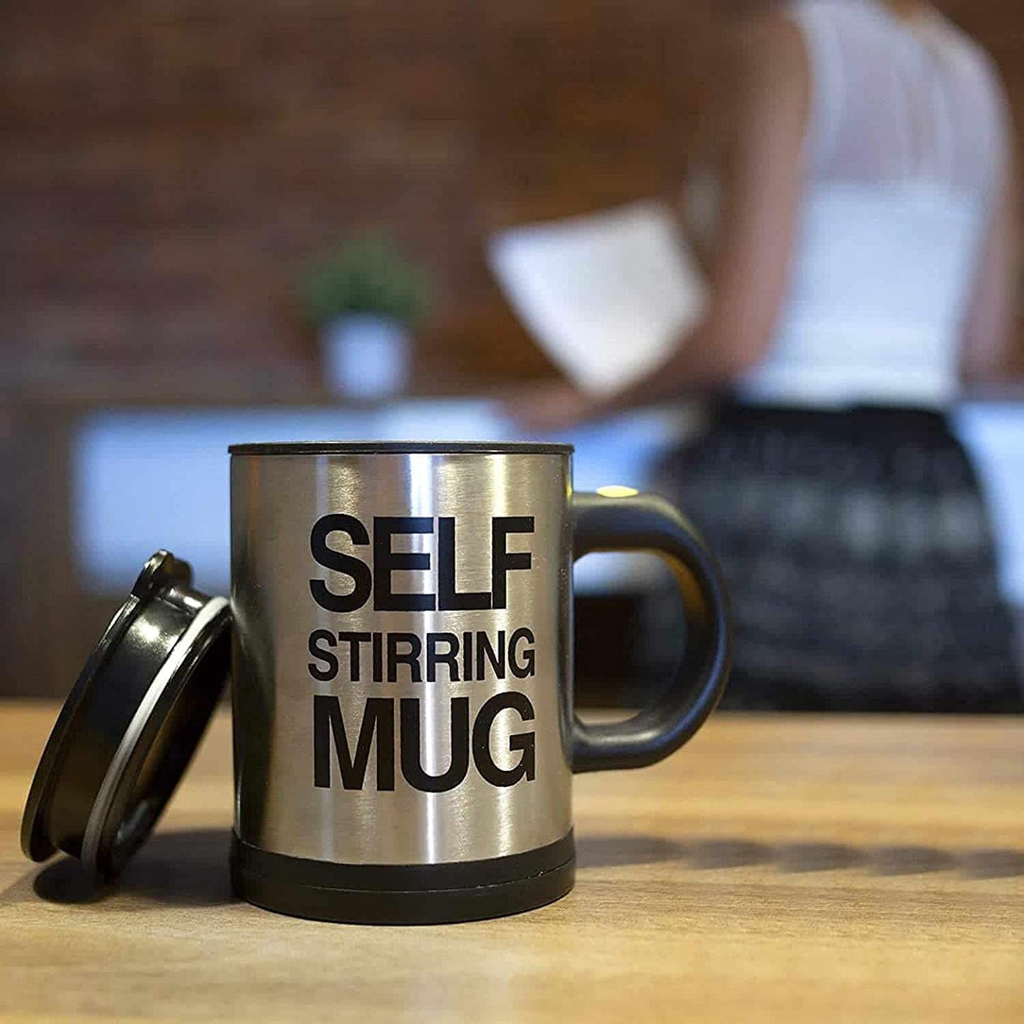 Self Stirring Mug - Laric